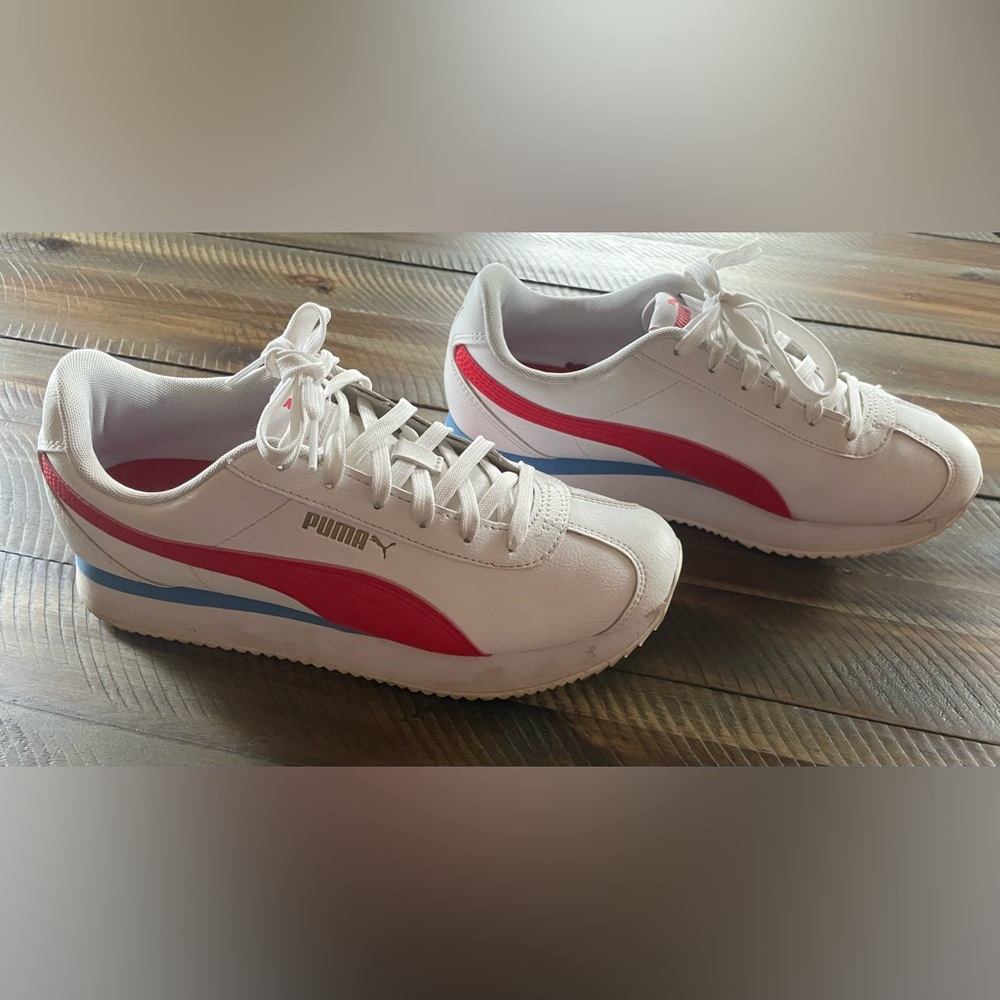Puma sneakers